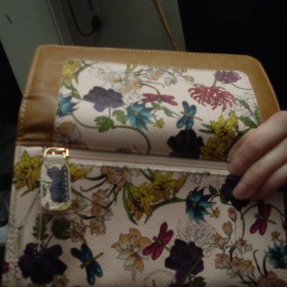 Wallet - Picture 3 of 3